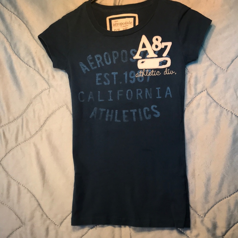 Aeropostale t- shirt